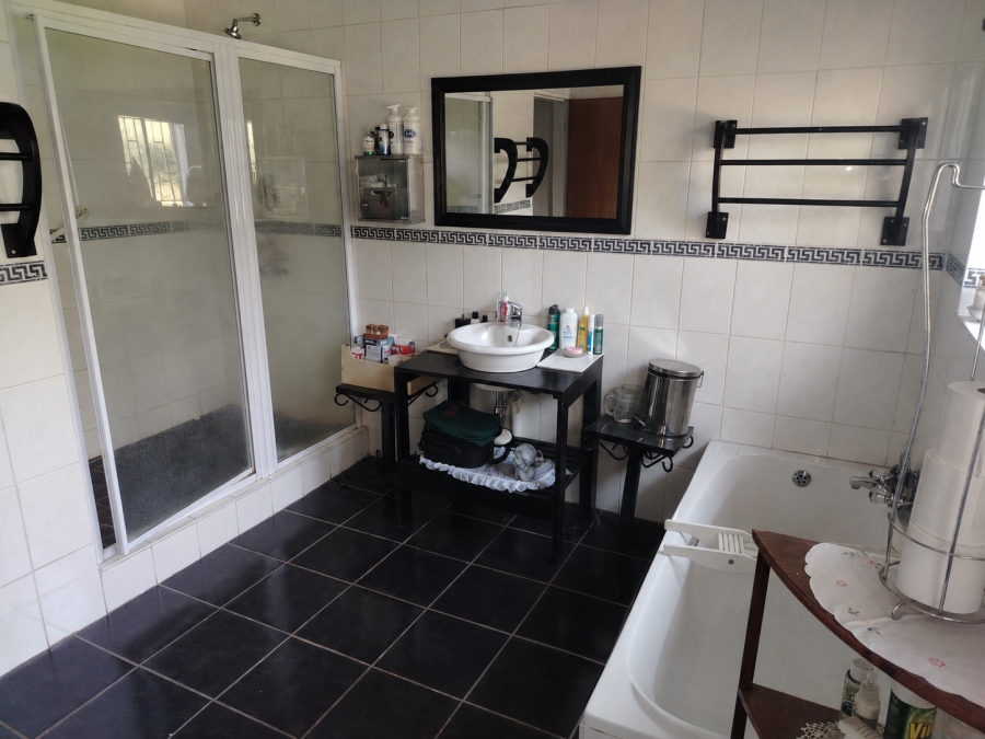 3 Bedroom Property for Sale in Bodorp North West